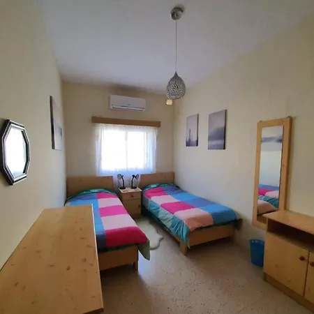 Kennedy Court - Prime Location - Bus Terminus Appartement St. Paul's Bay Buitenkant foto
