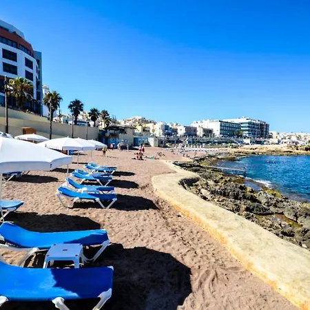 Kennedy Court - Prime Location - Bus Terminus Appartement St. Paul's Bay Buitenkant foto